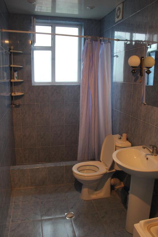 Hostel Bude 쿠타이시 외부 사진